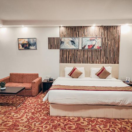 The Altruist Business Hotel Kharadi Púna Exteriér fotografie