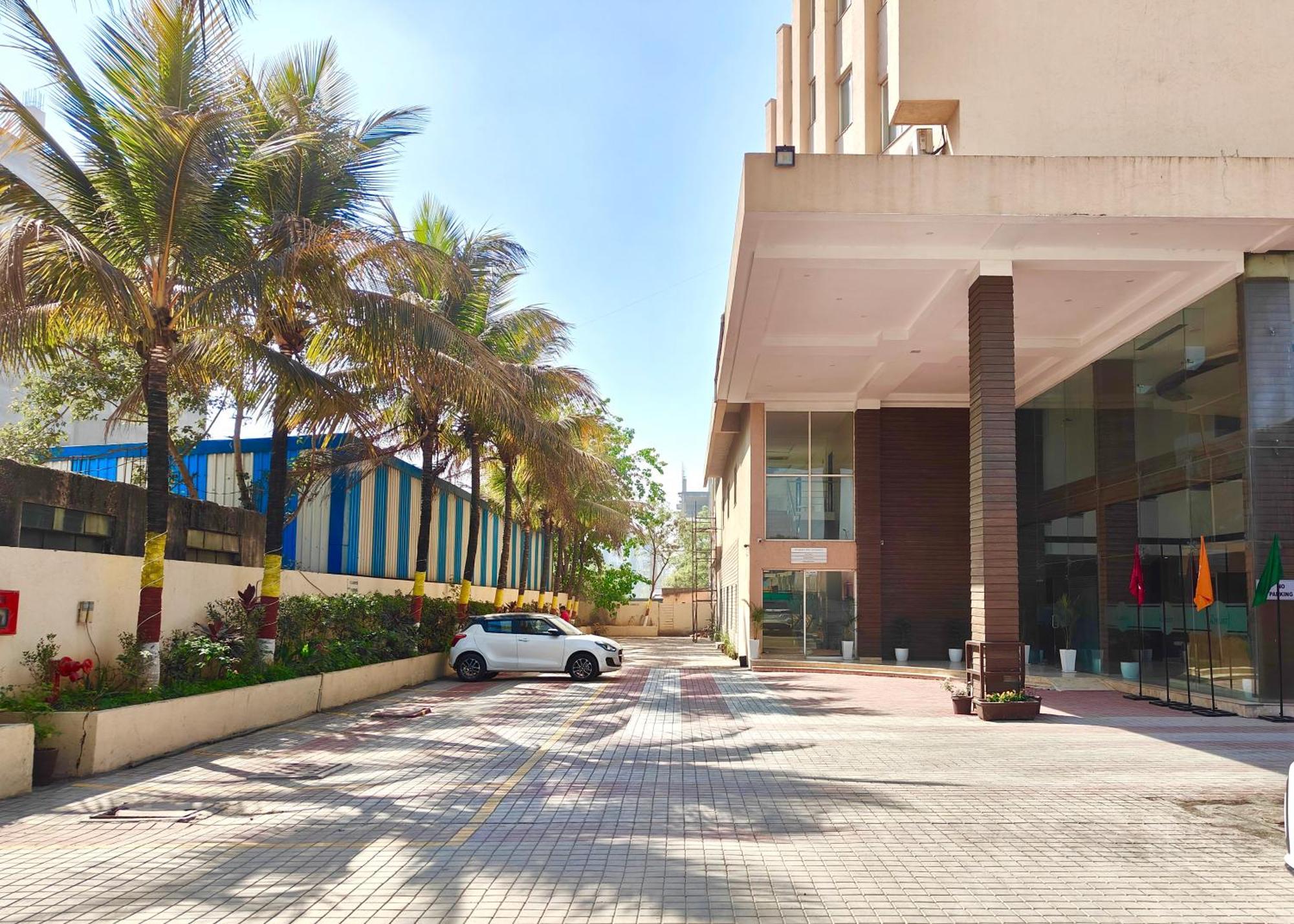 The Altruist Business Hotel Kharadi Púna Exteriér fotografie
