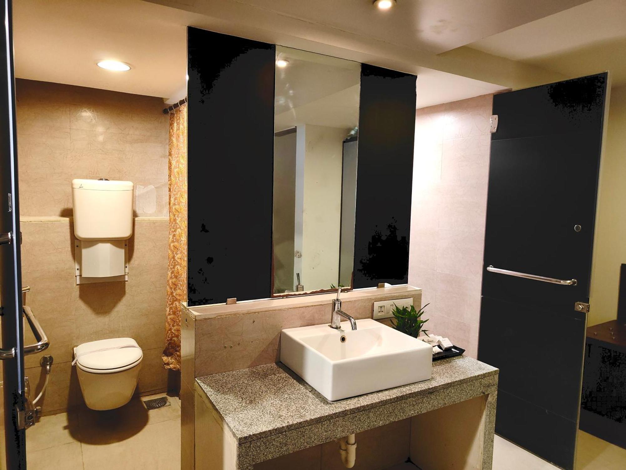 The Altruist Business Hotel Kharadi Púna Exteriér fotografie