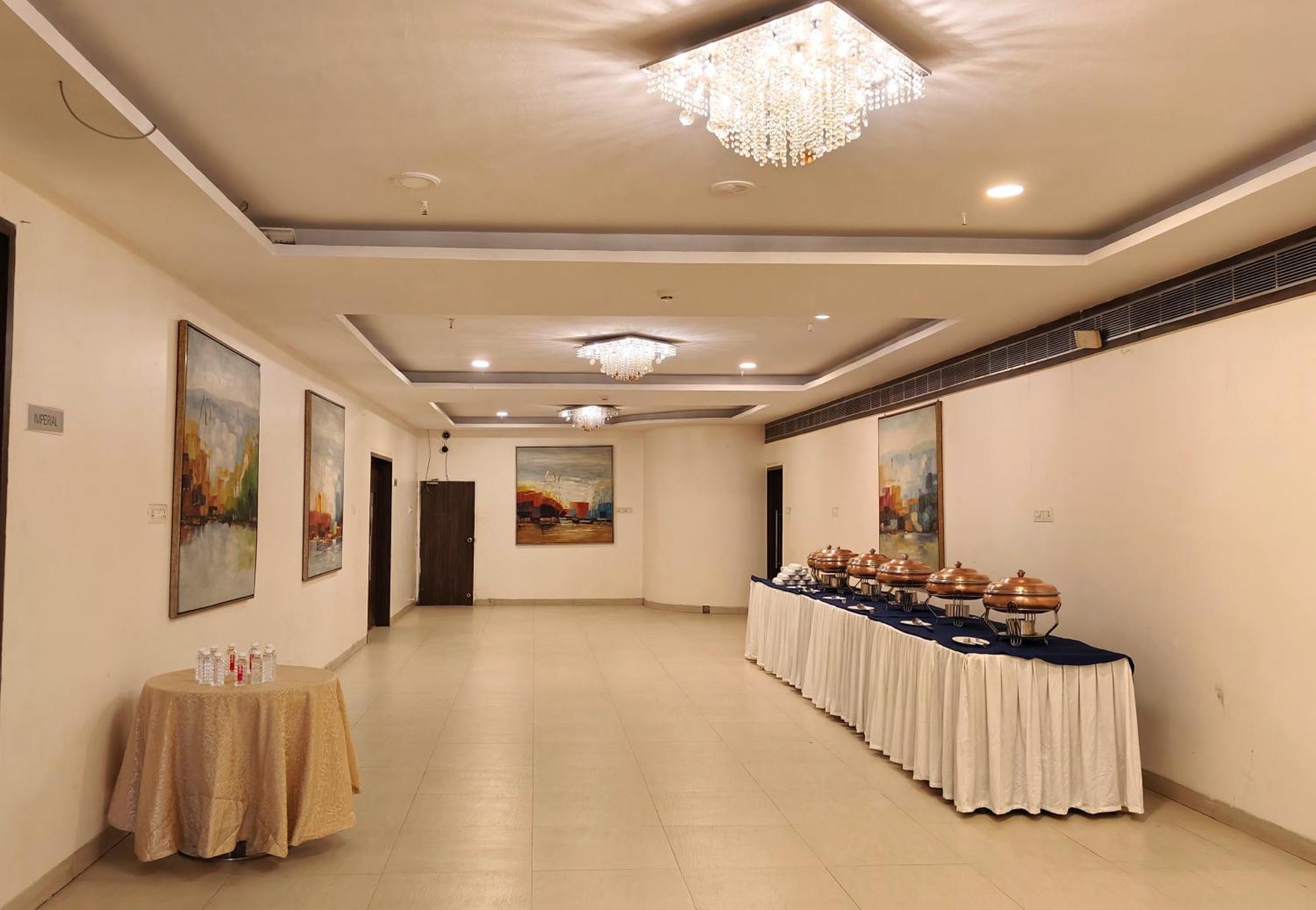The Altruist Business Hotel Kharadi Púna Exteriér fotografie